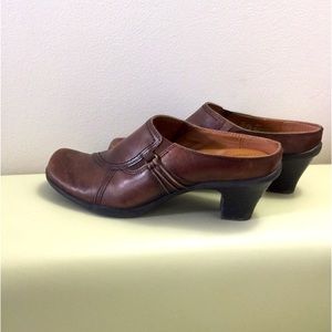 EARTH SPIRIT CLASSICS Leather Mule